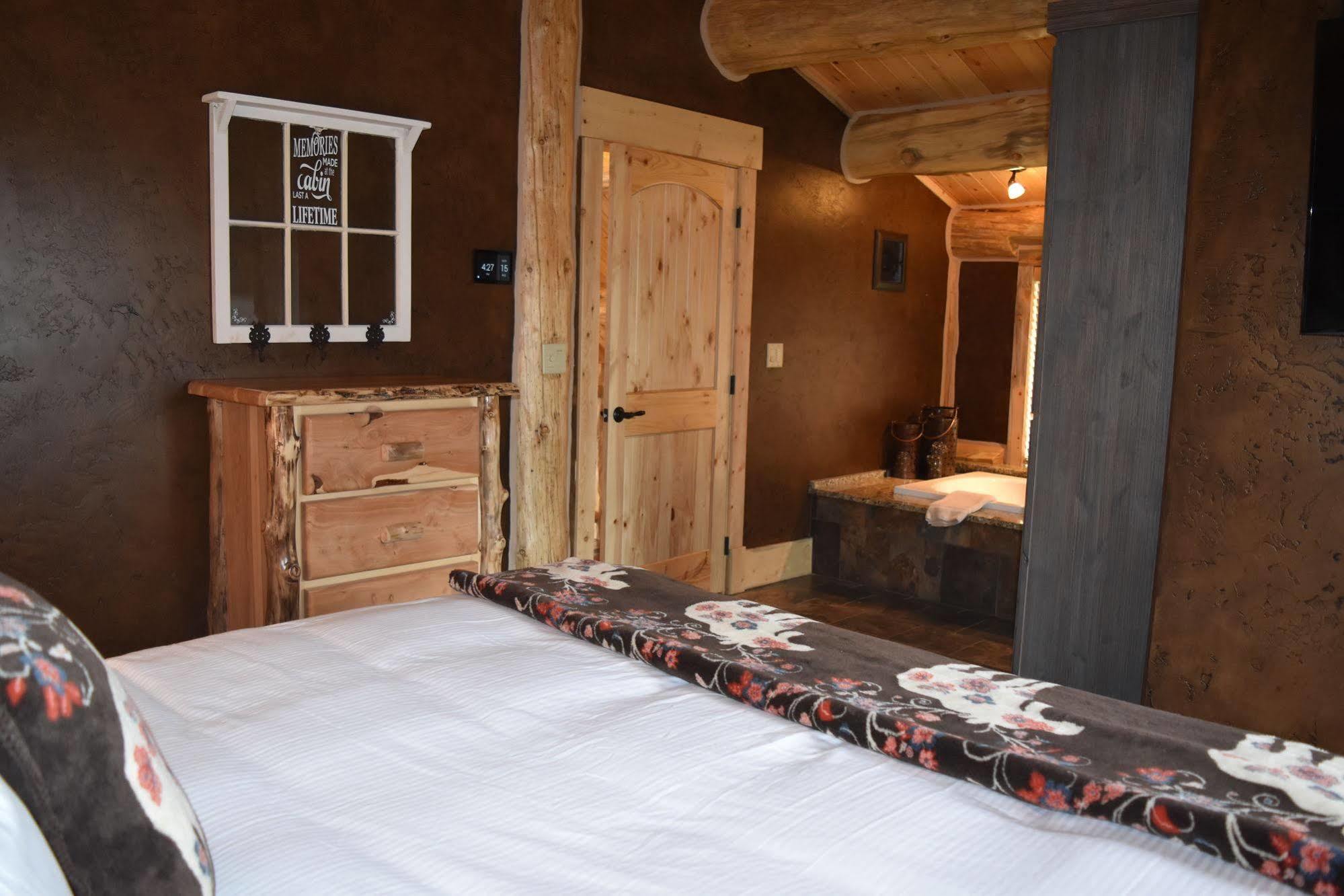 Kodiak Mountain Resort Afton Bagian luar foto
